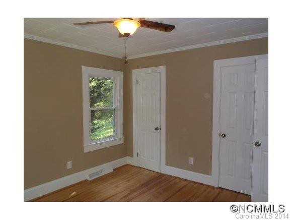 237 West Court Street - Photo 11