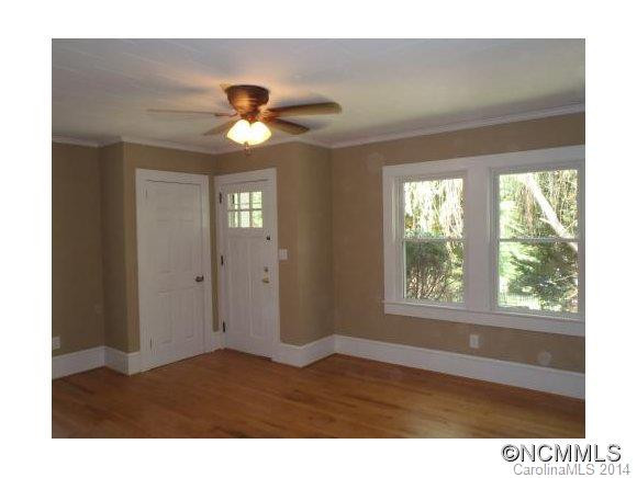 237 West Court Street - Photo 4