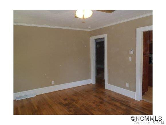 237 West Court Street - Photo 7