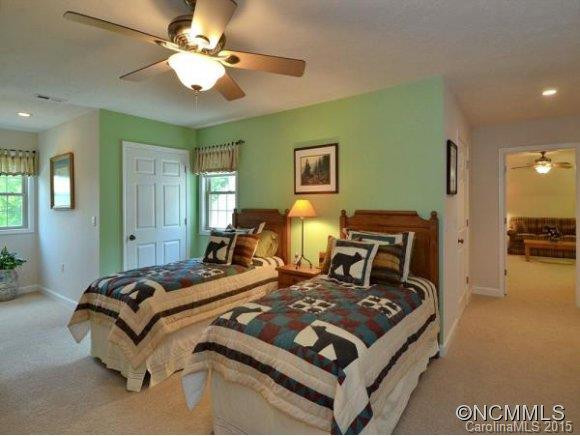 66 LADDERBACK RIDGE - Photo 17