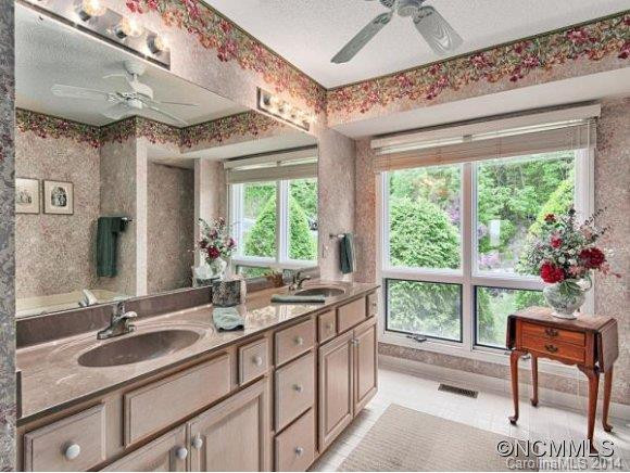 328 DAWNBROOK DRIVE - Photo 17
