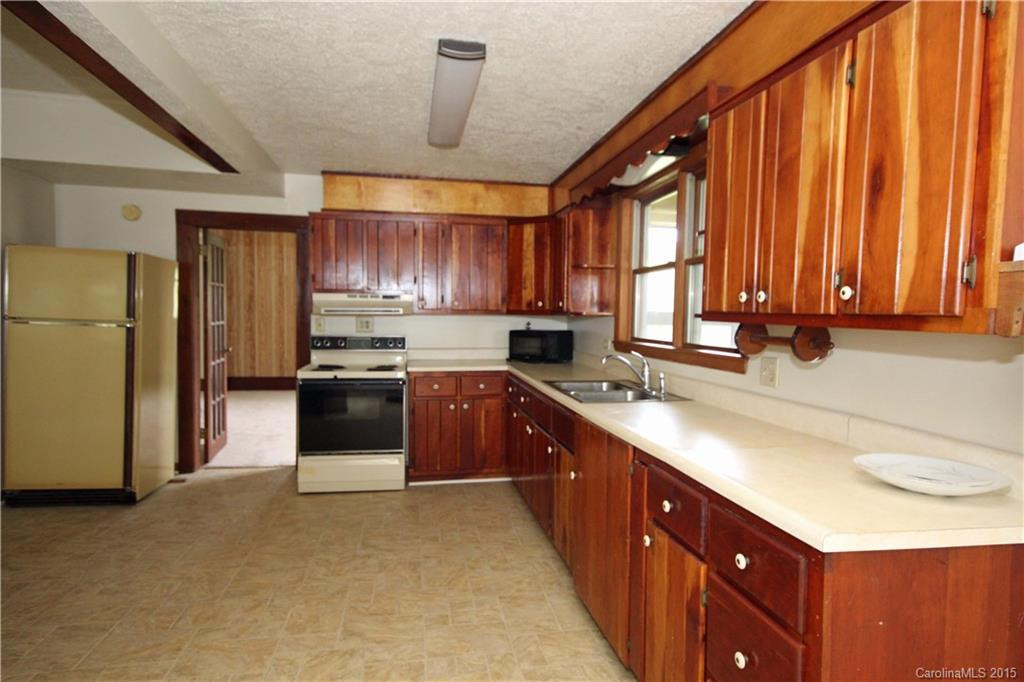 1614 Iron Duff Road - Photo 3
