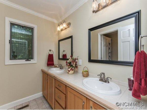 394 RACQUET CLUB ROAD - Photo 18