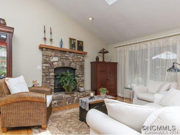 394 RACQUET CLUB ROAD - Photo 4