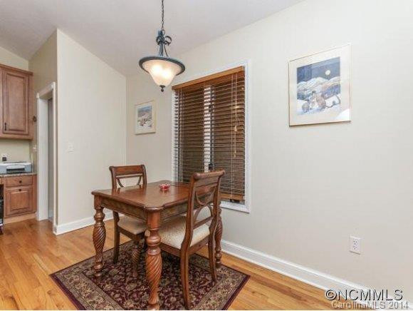 394 RACQUET CLUB ROAD - Photo 8