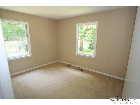 8 Oakshire - Photo 14
