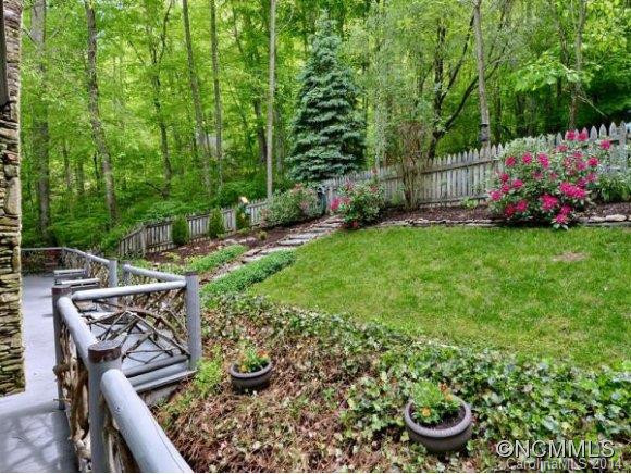 453 COUNTRYSIDE DRIVE - Photo 16