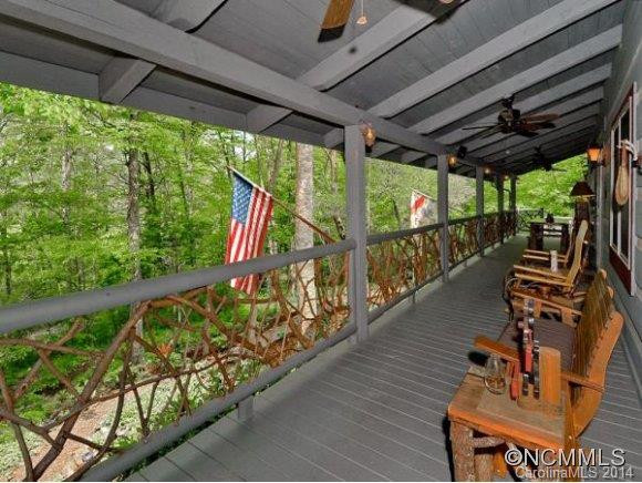 453 COUNTRYSIDE DRIVE - Photo 4