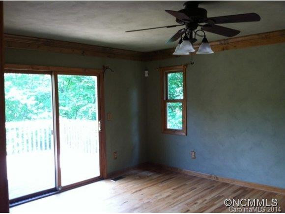 300 Barclay Road - Photo 11