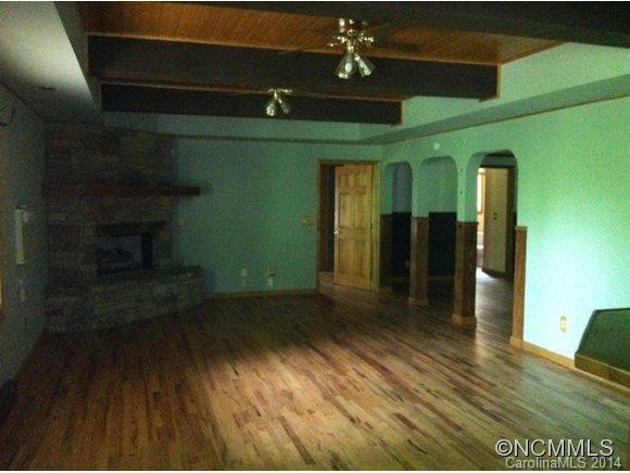 300 Barclay Road - Photo 15