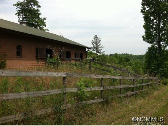 300 Barclay Road - Photo 18