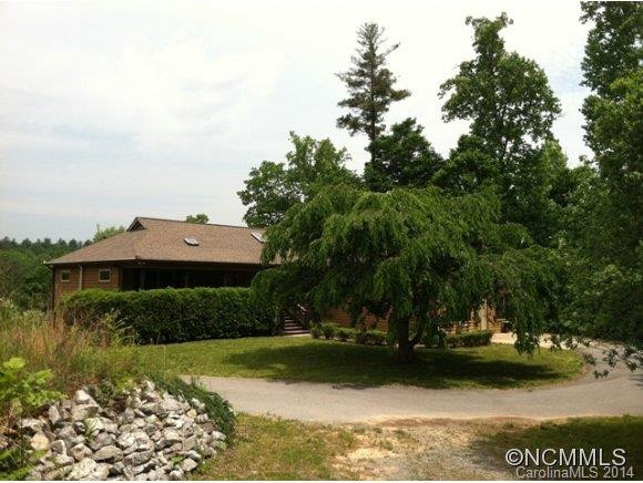 300 Barclay Road - Photo 3