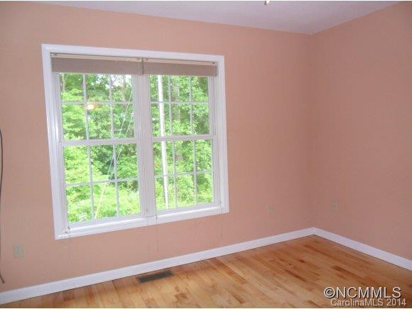 21 Campbell Street - Photo 15
