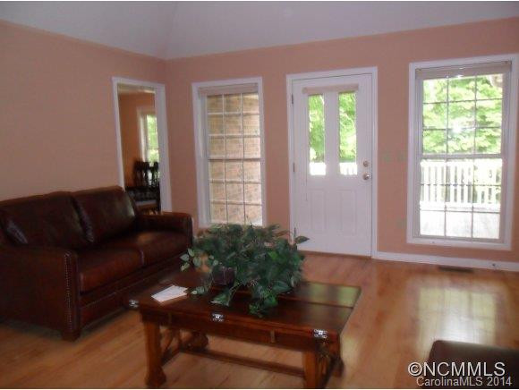 21 Campbell Street - Photo 3