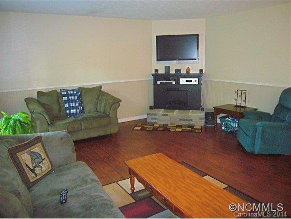 142 S WOODCREST - Photo 3