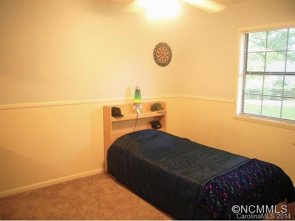 142 S WOODCREST - Photo 8