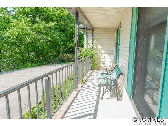 163 Woodburn Drive - Photo 17
