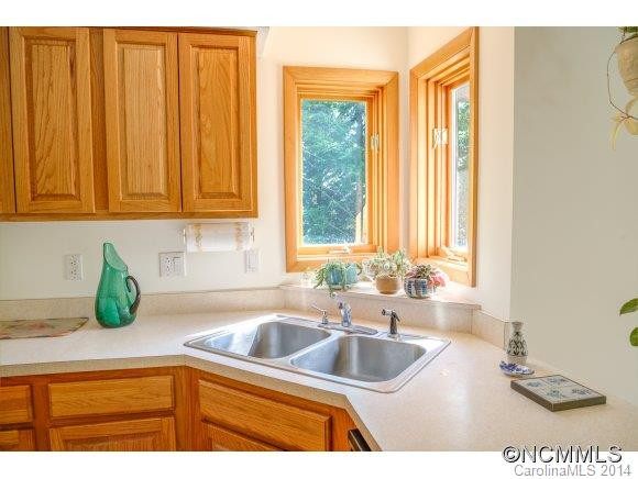 163 Woodburn Drive - Photo 8