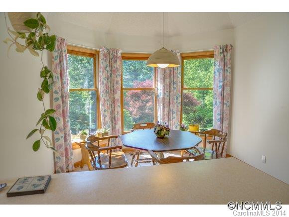 163 Woodburn Drive - Photo 9