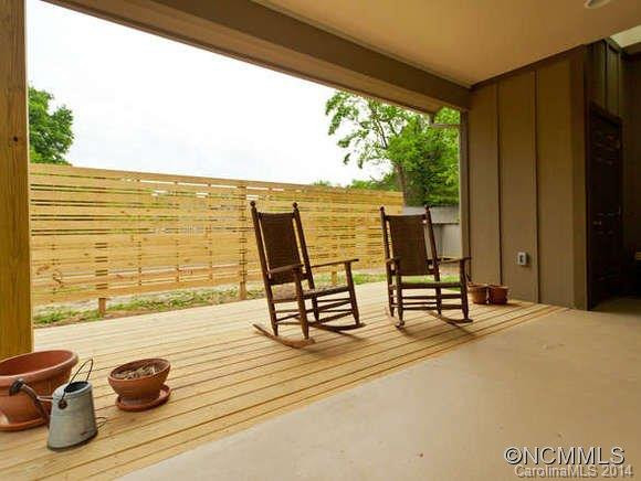 11 West Cotton Avenue - Photo 2