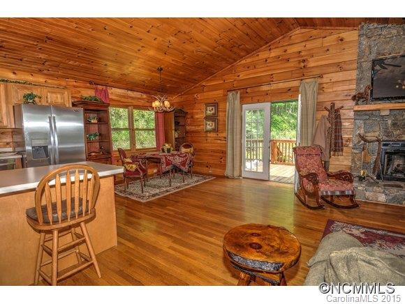 411 Evergreen Falls Drive - Photo 4