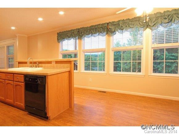 33 Slick Rock Road - Photo 5