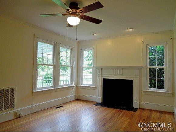 157 Edwards St - Photo 5
