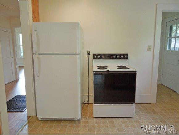 157 Edwards St - Photo 9