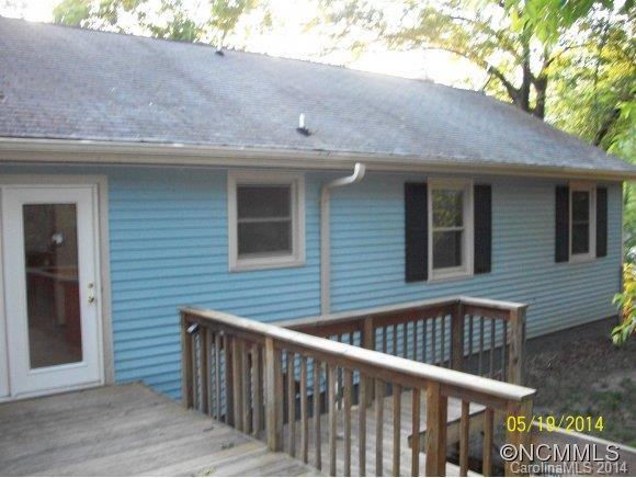 20 East Shore Drive - Photo 2