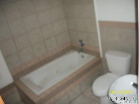 20 East Shore Drive - Photo 11