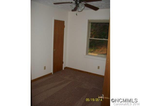 20 East Shore Drive - Photo 5