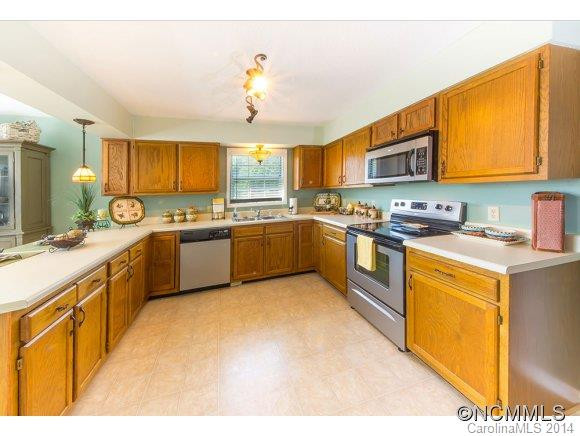 508 Belvidere Court - Photo 11