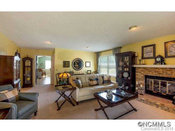 508 Belvidere Court - Photo 17