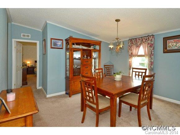 14 Slick Rock Road - Photo 4