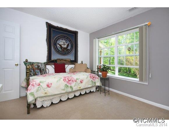 38 Eagle Crest Way - Photo 18