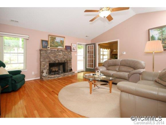 38 Eagle Crest Way - Photo 10
