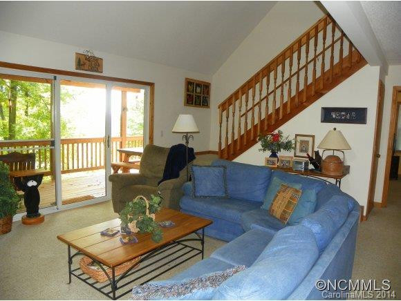 820 CREEKSIDE DR. - Photo 4