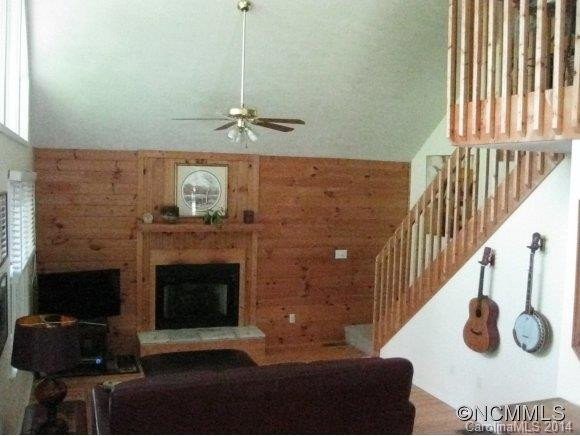 369 HIDDEN CREEK LN - Photo 7
