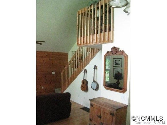 369 HIDDEN CREEK LN - Photo 8