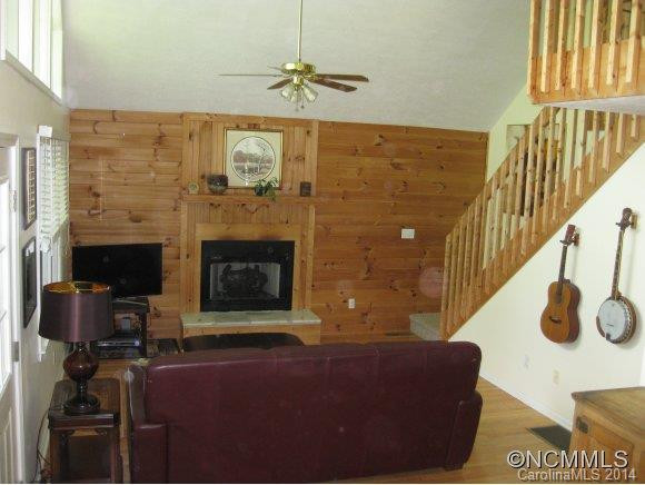 369 HIDDEN CREEK LN - Photo 9