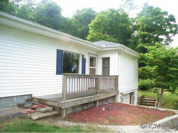 515 HALSBURY AVE - Photo 2