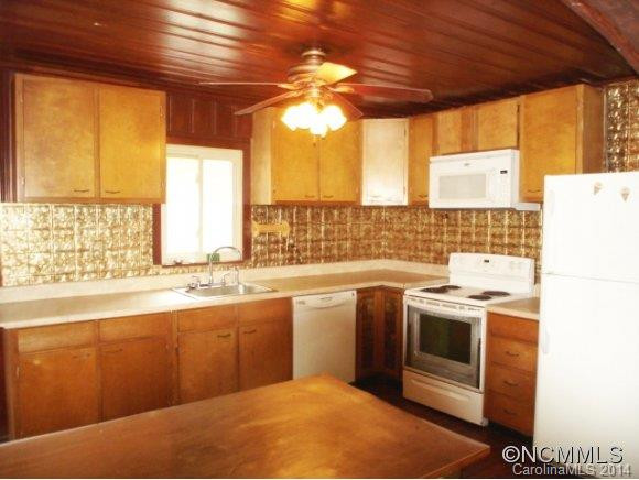 515 HALSBURY AVE - Photo 6