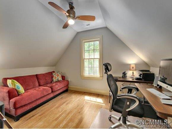 412 STRATFORD ROAD - Photo 14