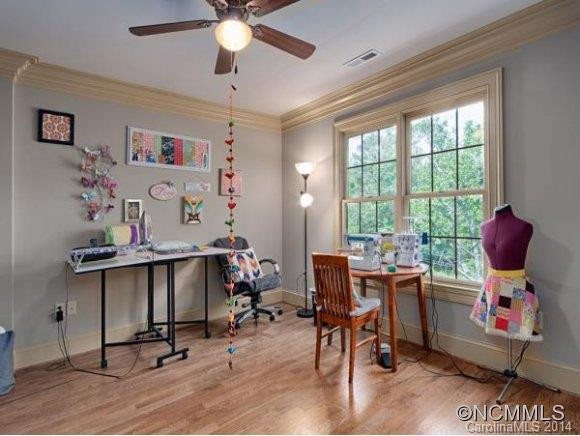 412 STRATFORD ROAD - Photo 16