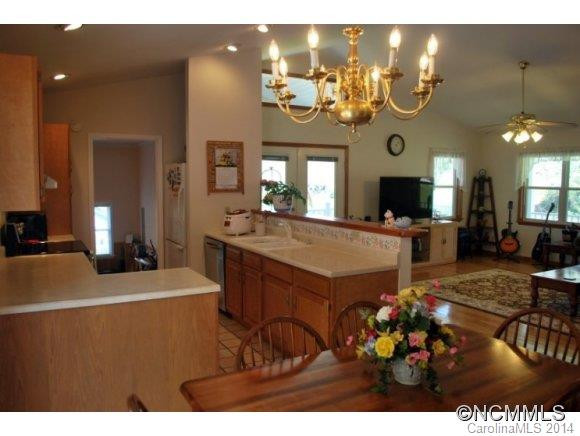 196 Paw Paw Cove - Photo 11