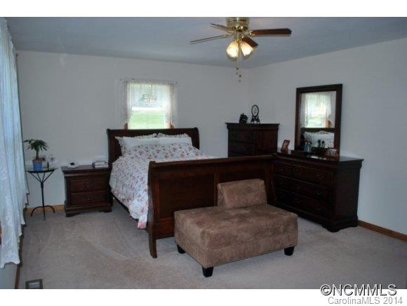 196 Paw Paw Cove - Photo 14