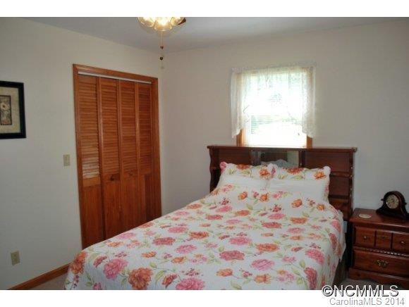 196 Paw Paw Cove - Photo 18