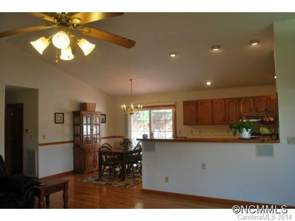 196 Paw Paw Cove - Photo 8