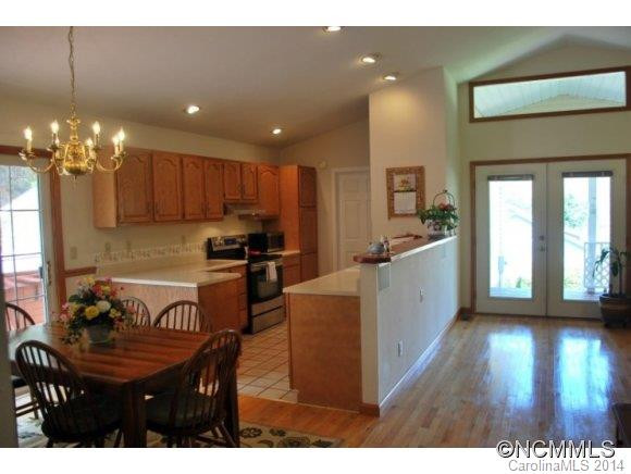 196 Paw Paw Cove - Photo 10