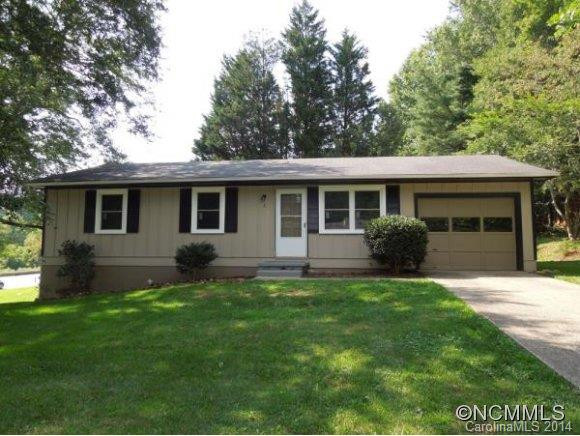 2 EASTCREST DRIVE